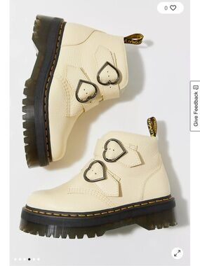 Dr. Martens Cream Leather Heart-Buckle Combat Boots 🫶🏻